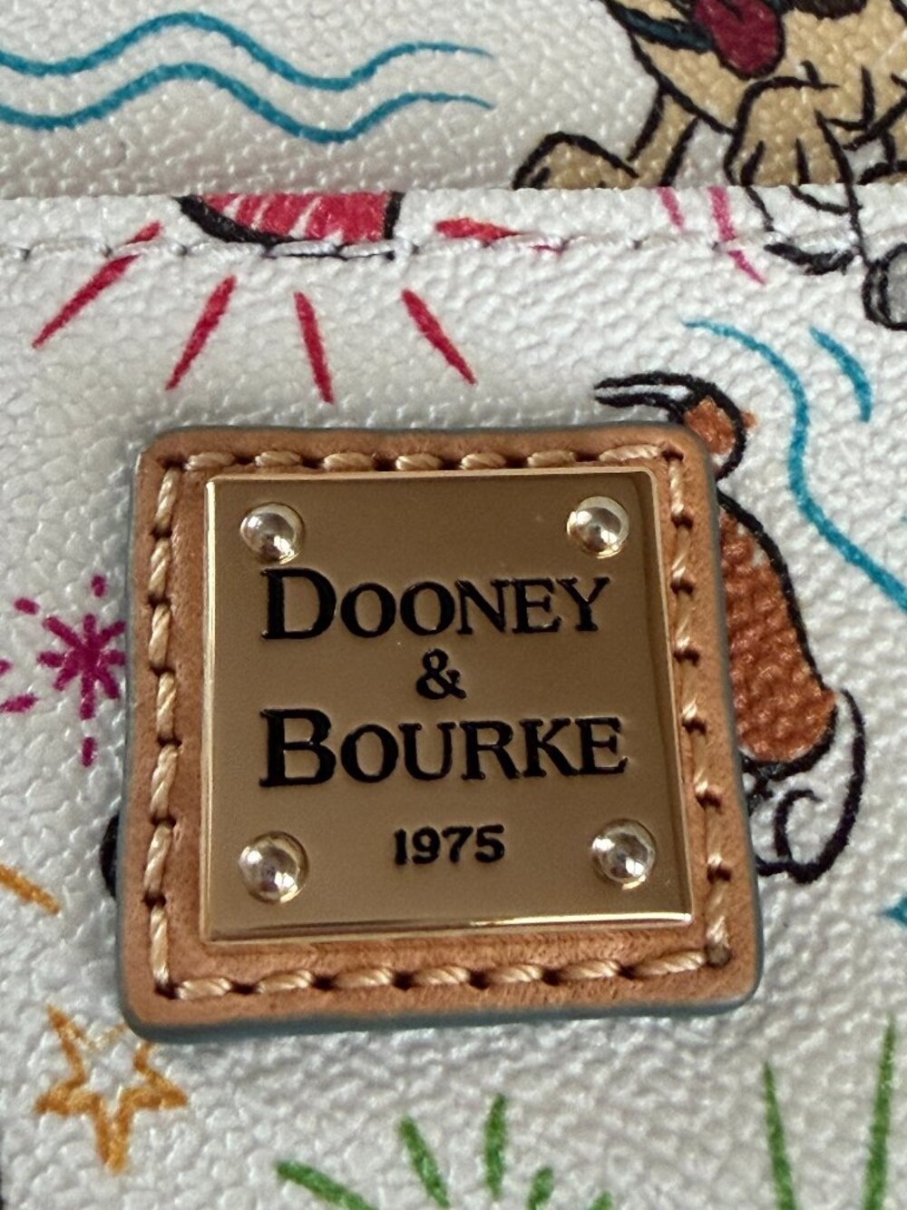 DOONEY BOURKE DISNEY PARKS DOGS AMBLER CROSSBODY BAG - Picture 5 of 16